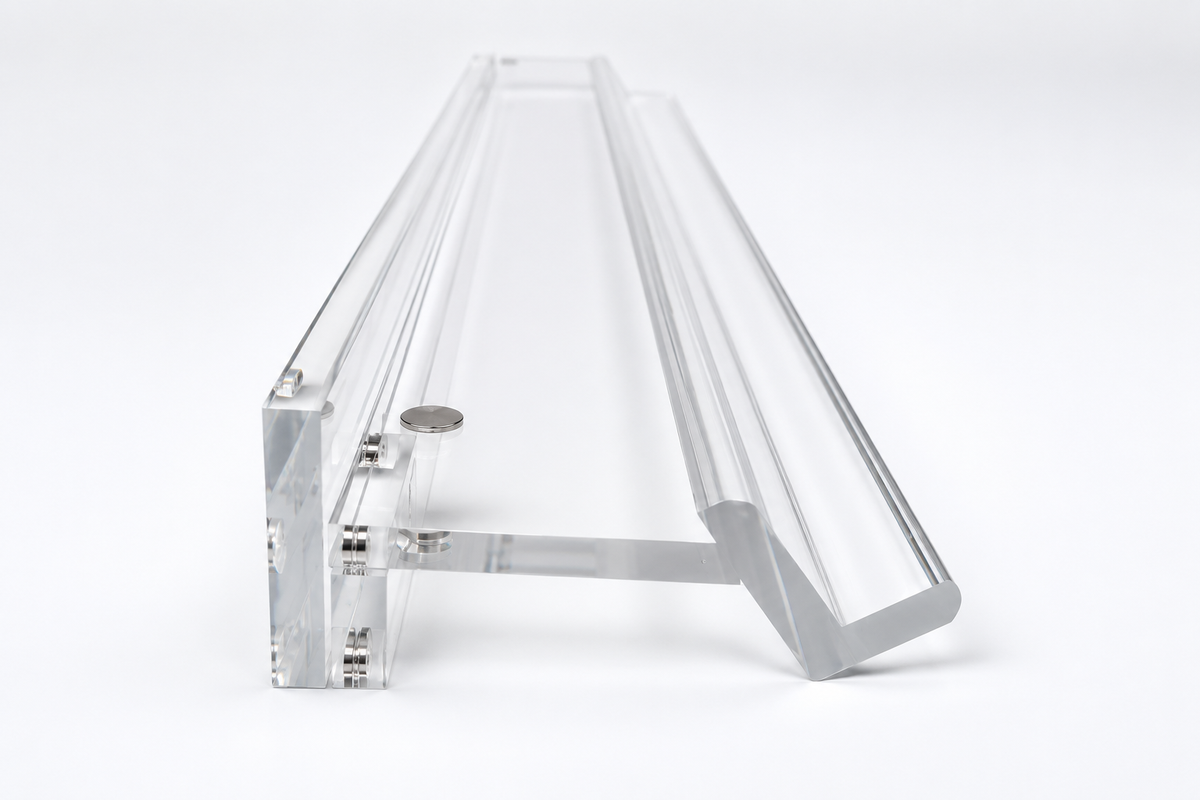 LoveMahjong Boutique clear acrylic racks, straight edge