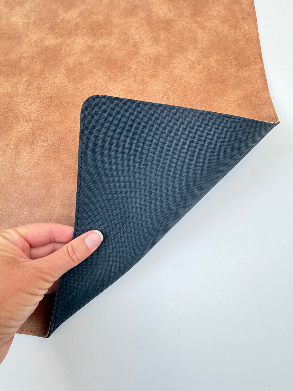 Charleston Mahjong Club brown vegan leather mat